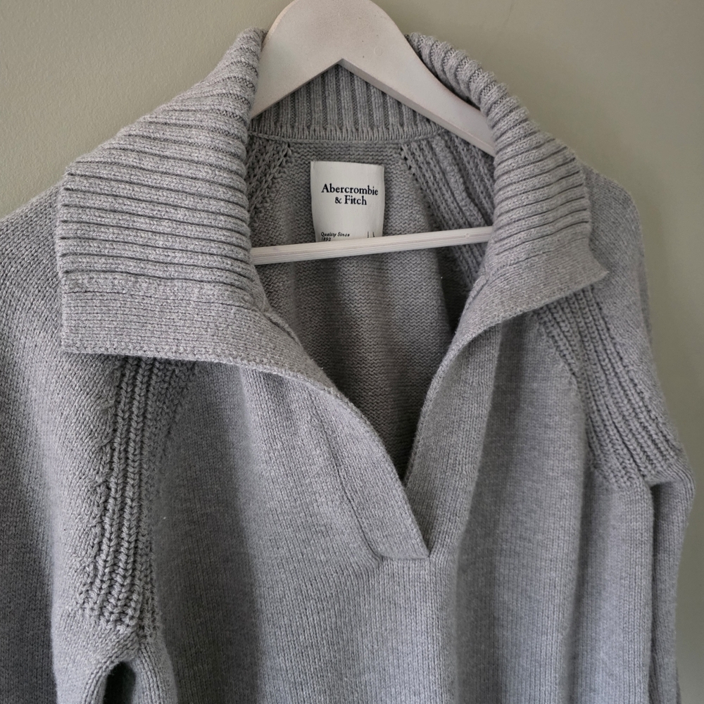 Abercrombie & Fitch L Modern Contemporary Elevated Loungewear Knit Polo Sweater - Picture 6 of 14